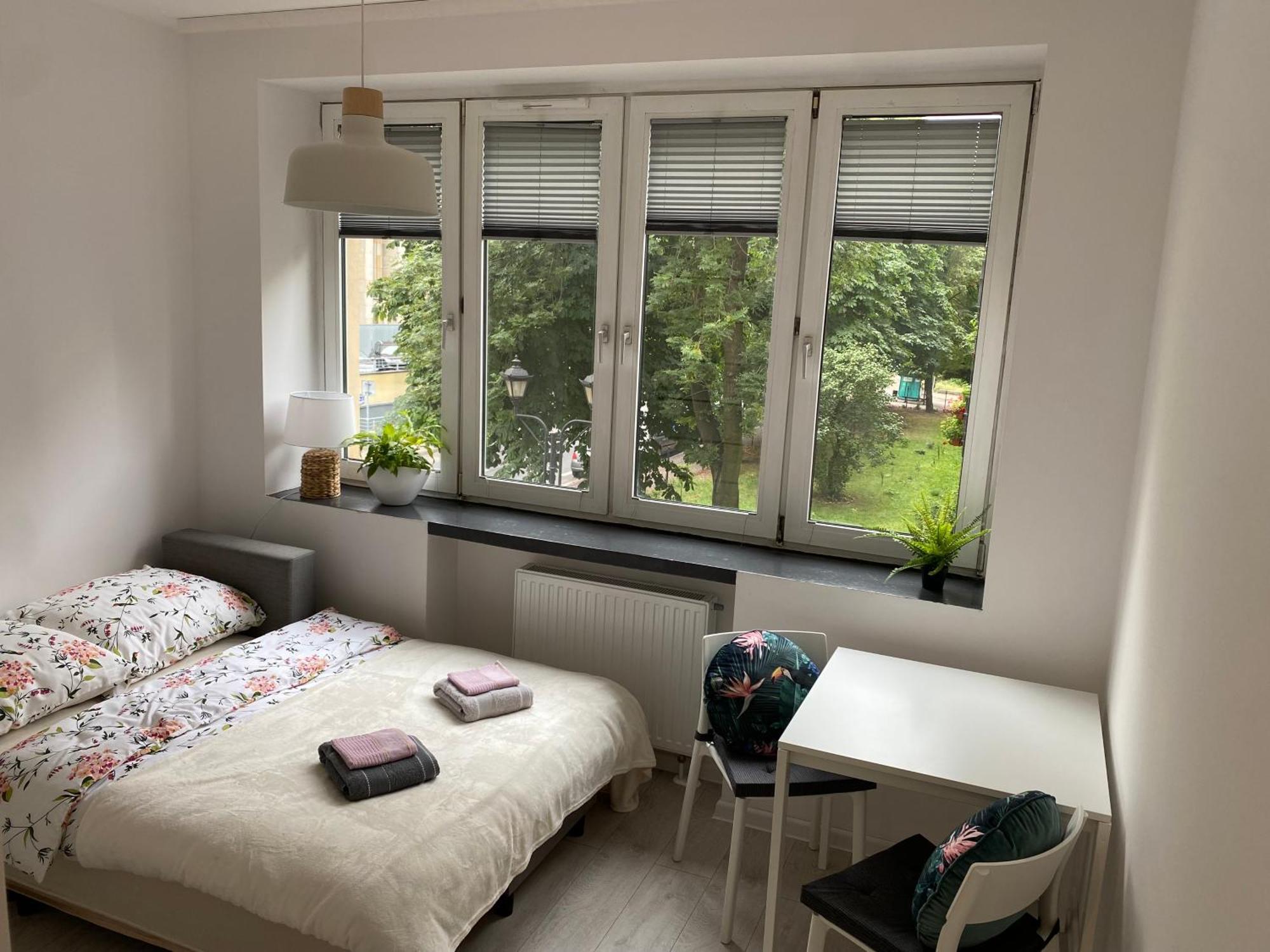 Apartment Kawalerki Basi Przy Dabrowskiego 22 *